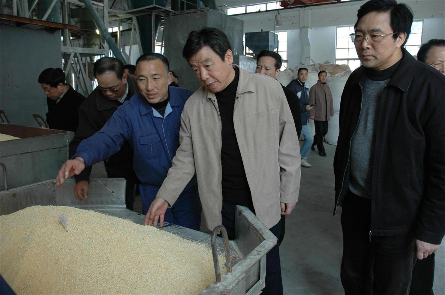 全国政协副主席卢展工（时任福建省省委书记）莅临Stake调研指导-cbfd4de8-87b4-49a3-9762-0bf0a2bbe756.jpg